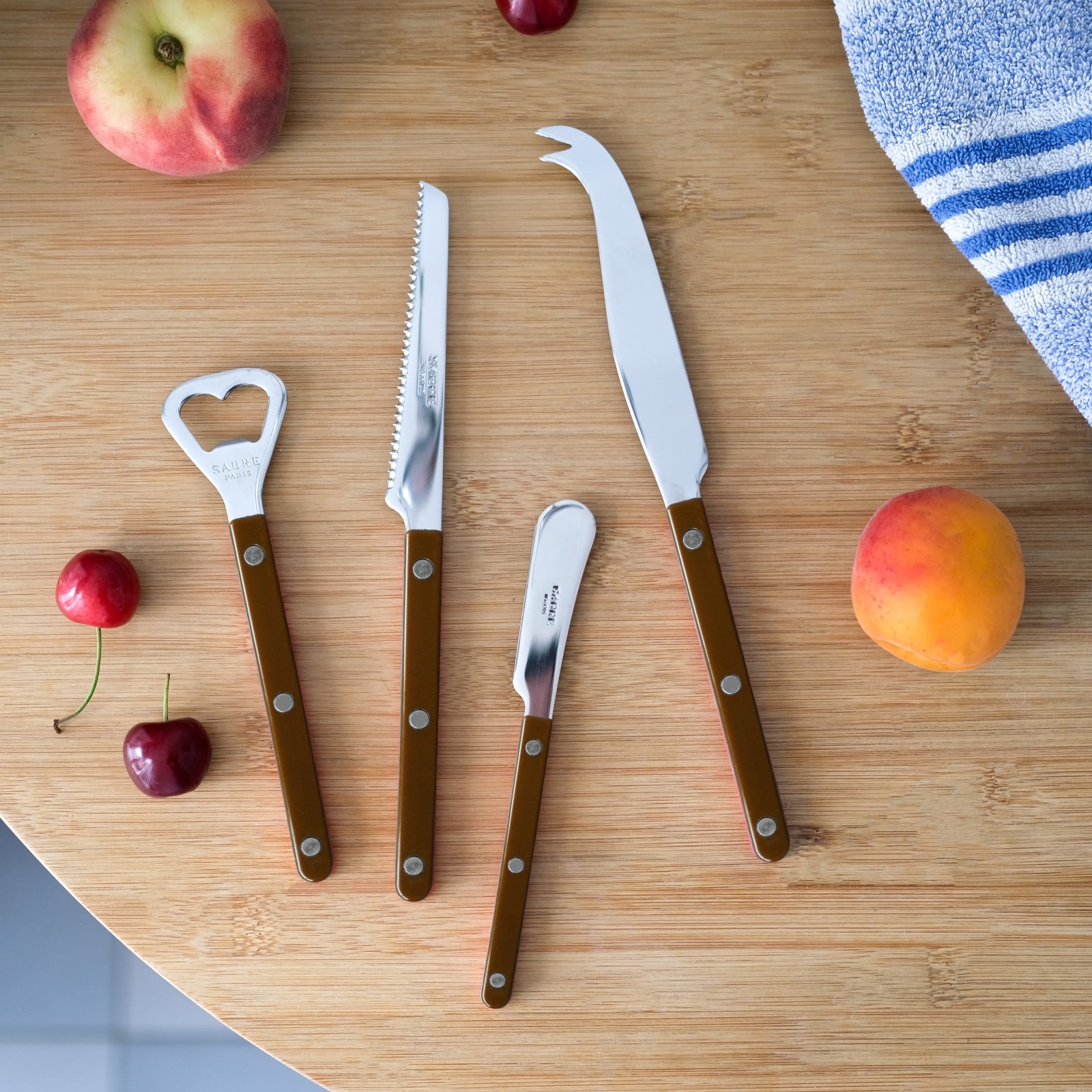 פותחן בקבוקים "Bistro" בצבע חום שוקולד