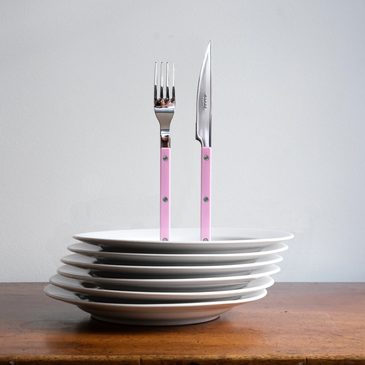 סכו"ם "Bistro" בצבע ורוד- 4 חלקים