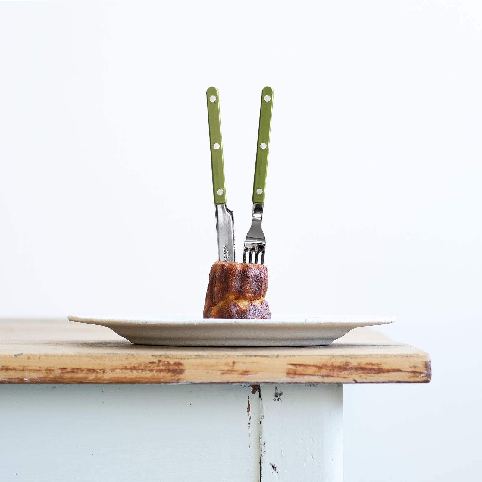 סכו"ם "Bistro" בצבע ירוק זית