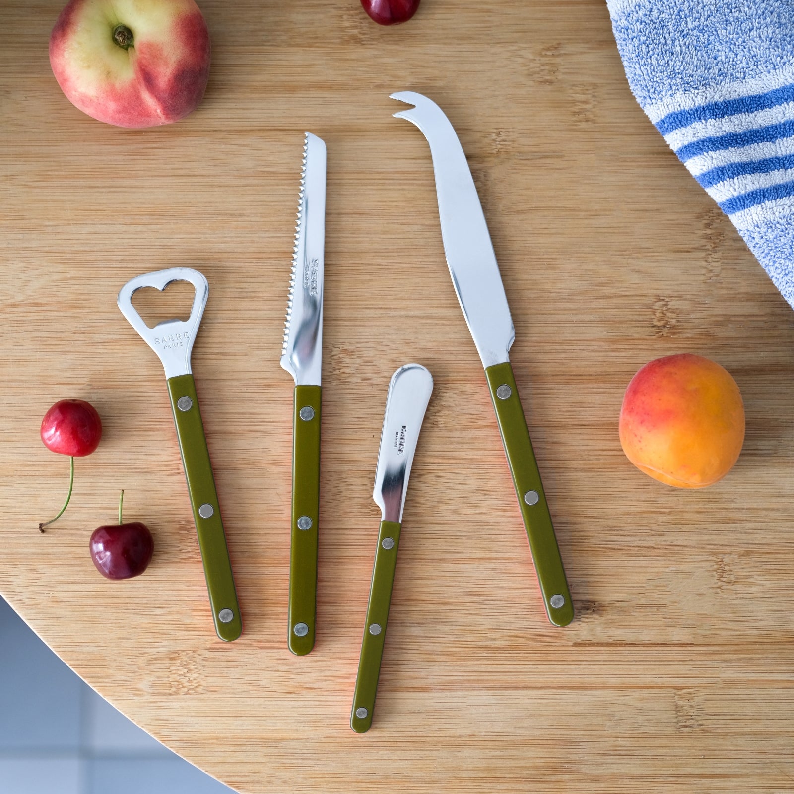 סכין גבינות "Bistro" בצבע ירוק