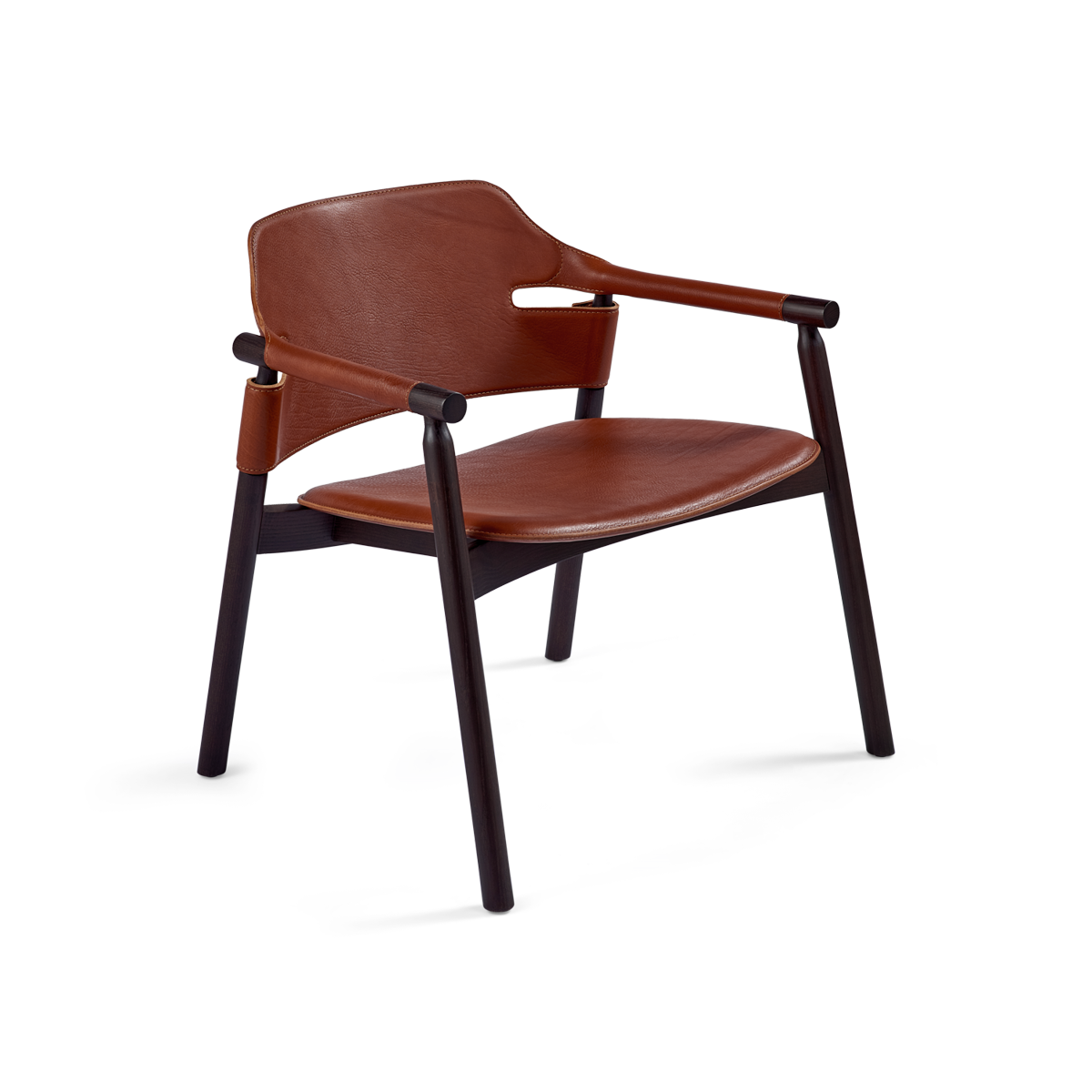 כורסא "Suite" מעור חום ורגלי עץ אגוז