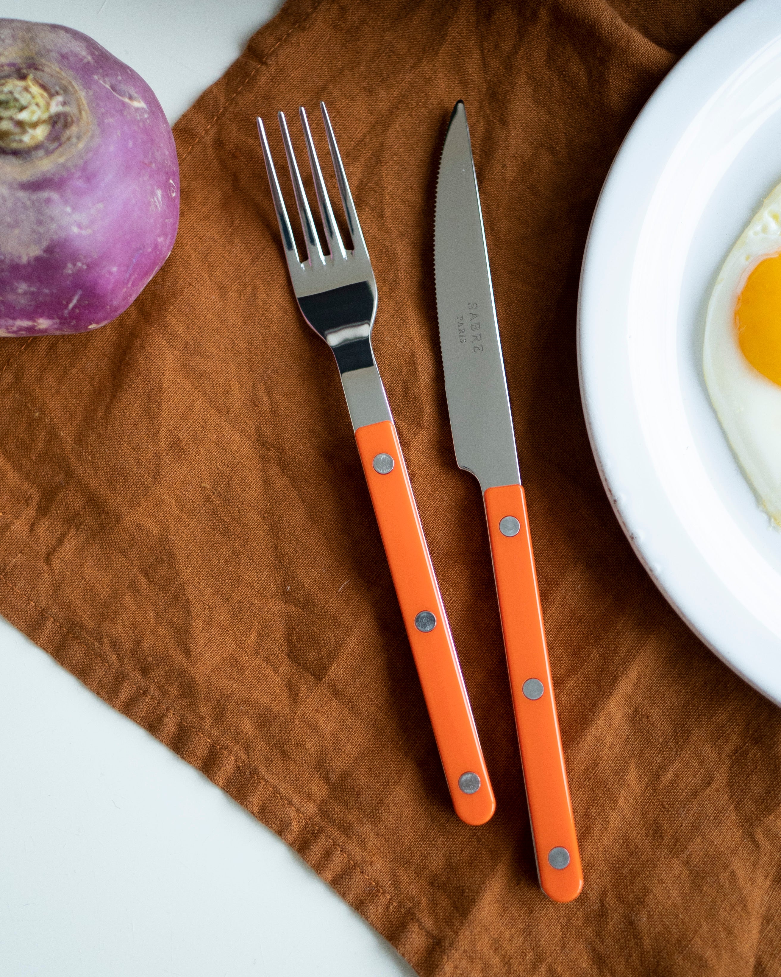 סכו"ם "Bistro" בצבע כתום